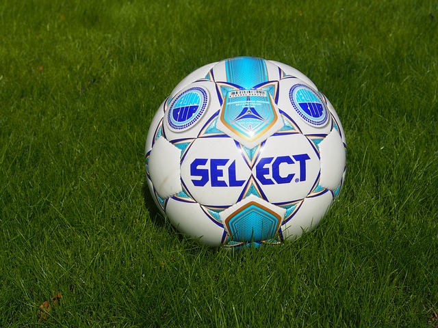 郑钦文：想带拉杜卡努去武汉过早 因为她算半个中国人还蛮有意思的.