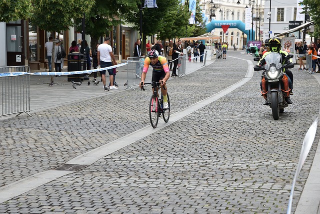 足球有料 ｜ 涉嫌赌球的秦升行将释放 揭秘他为何诈骗罪脱罪.